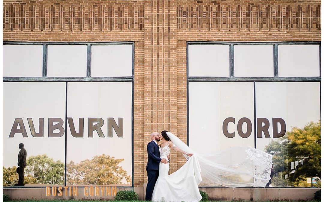 Lauren & Tim // Auburn Cord Duesenberg Wedding